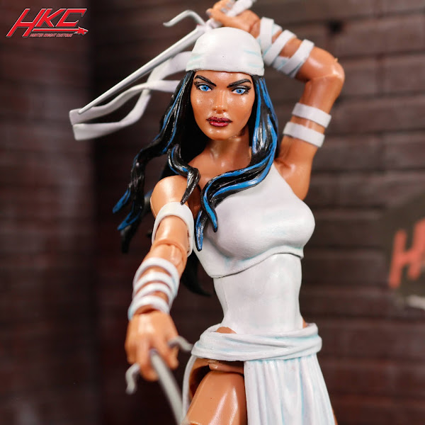 ✿ ELEKTRA MINI-BUST WHITE COSTUME Marvel Comics: Bowen Mini-Bust - ELEKTRA WHITE COSTUME - 164